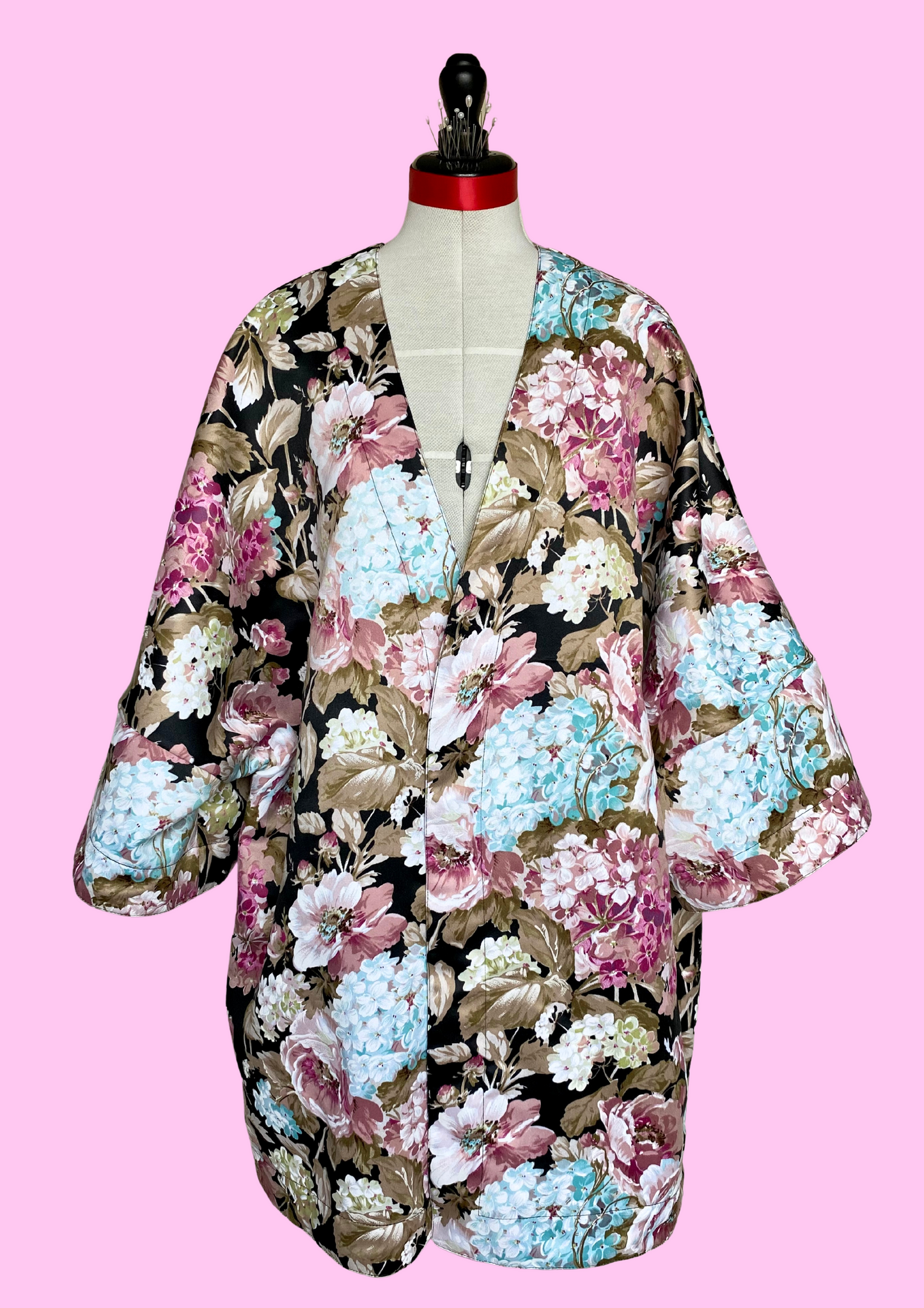 Kimono Damascena - Noir hortensias colorés - Taille unique