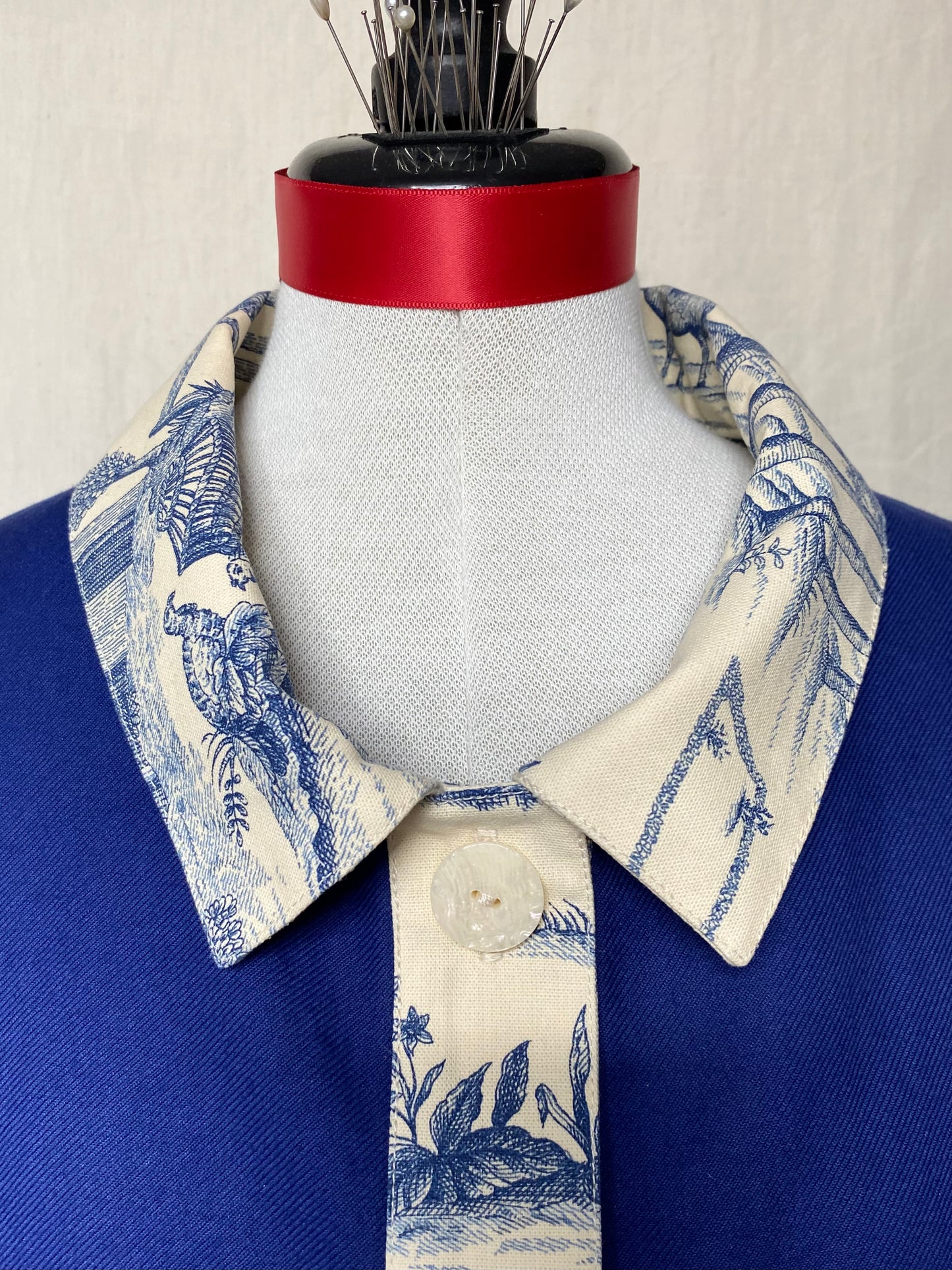 Veste de travail upcyclé - Toile de coton bleu et toile de Jouy - Taille unique