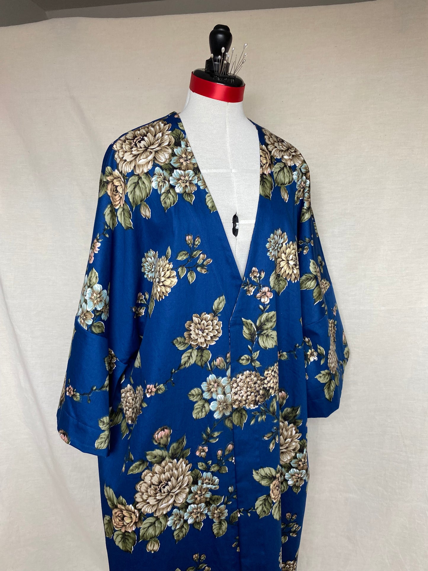 Kimono Centifolia - Fleuri bleu roi - Taille unique