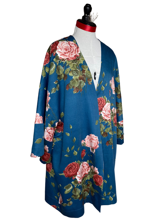 Kimono Damascena - Bleu cobalt motifs de roses - Taille unique